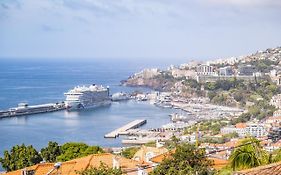 Uptown Sea View By Madeira Sun Travel